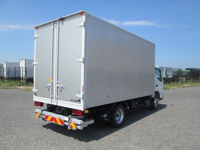 Mitsubishi CANTER 2026-01 8060553-6