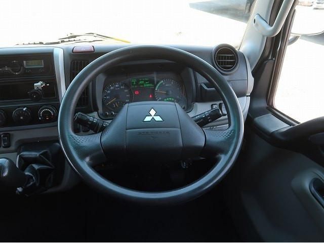 Mitsubishi CANTER 2017-11 8060558-17