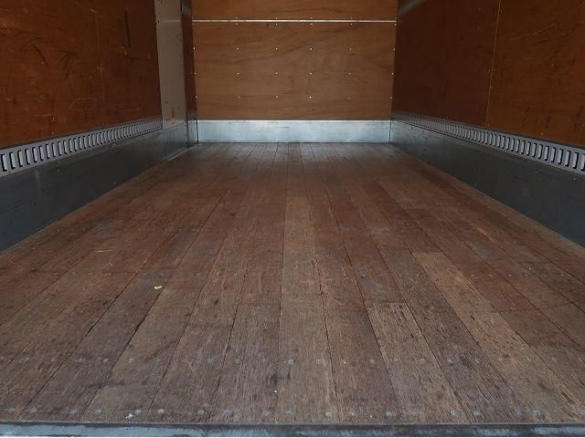 Mitsubishi CANTER 2017-11 8060558-8