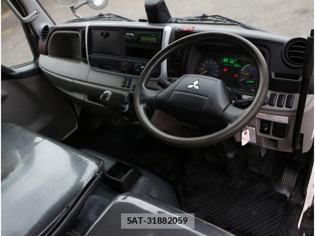 Mitsubishi CANTER 2020-10 8073164-1