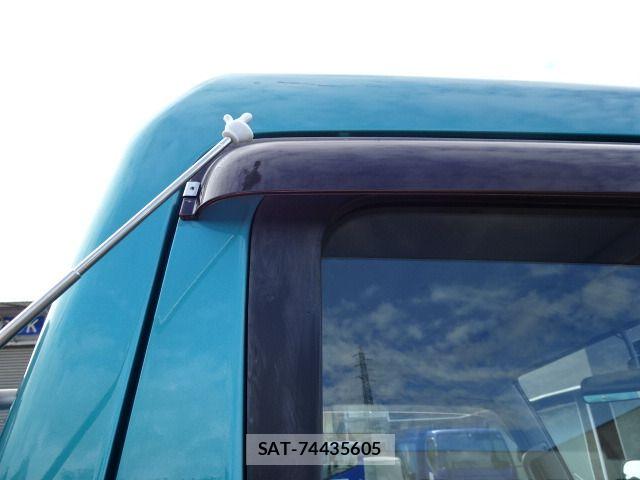 Mitsubishi CANTER 2014-06 8073173-13