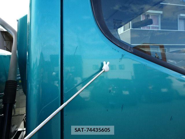 Mitsubishi CANTER 2014-06 8073173-15