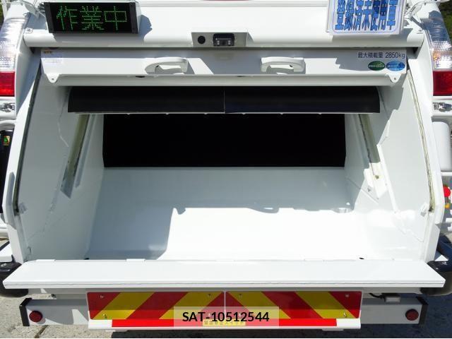 Mitsubishi CANTER 2026-03 8073159-11