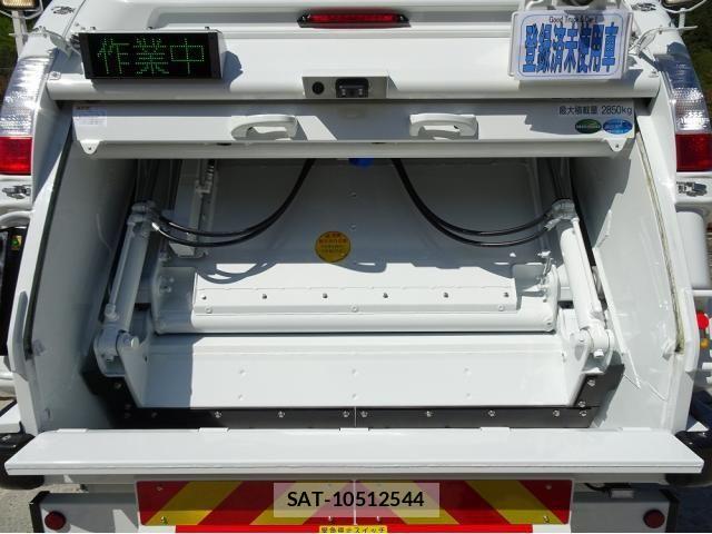 Mitsubishi CANTER 2026-03 8073159-12