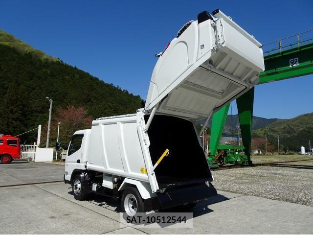 Mitsubishi CANTER 2026-03 8073159-1