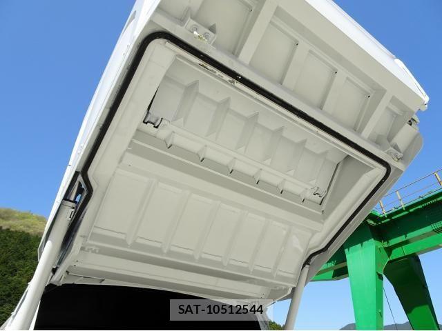 Mitsubishi CANTER 2026-03 8073159-26