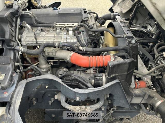 Mitsubishi CANTER 2019-06 8073163-14