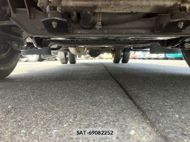 Mitsubishi CANTER 2021-01 8073165-9