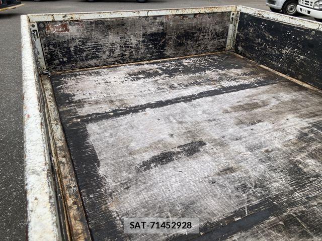Mitsubishi CANTER 2019-08 8073169-11
