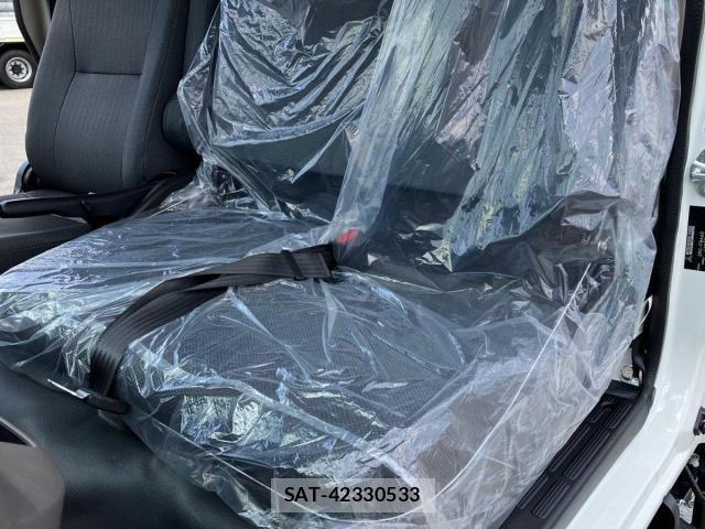Mitsubishi CANTER 2026-01 8073160-22