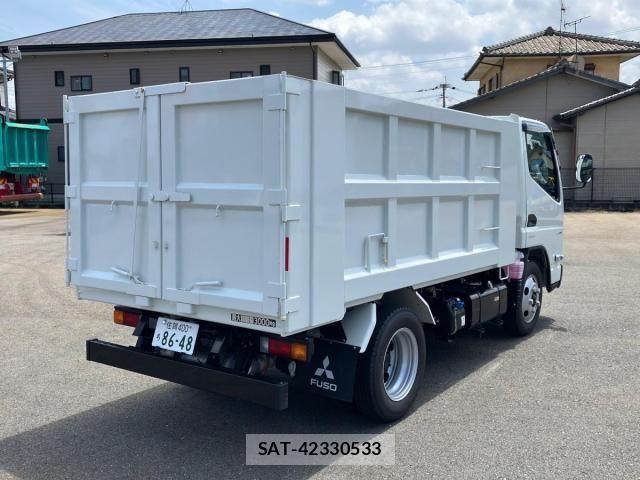 Mitsubishi CANTER 2026-01 8073160-2