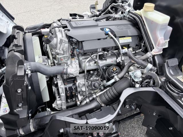 Mitsubishi CANTER 2026-03 8073161-10