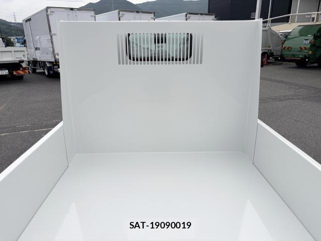 Mitsubishi CANTER 2026-03 8073161-15