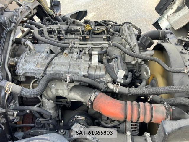 Mitsubishi CANTER 2014-01 8098398-12