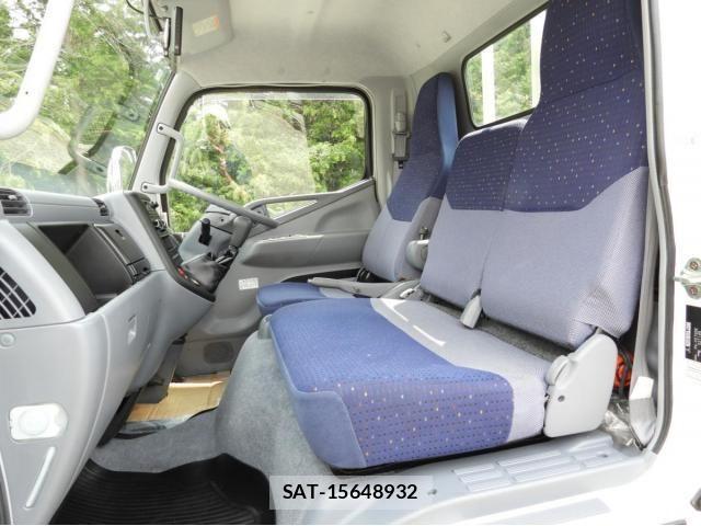 Mitsubishi CANTER 2007-02 8098392-26
