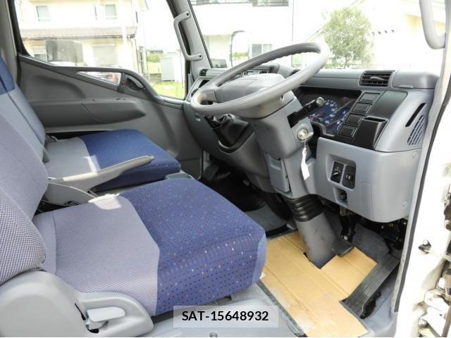 Mitsubishi CANTER 2007-02 8098392-28