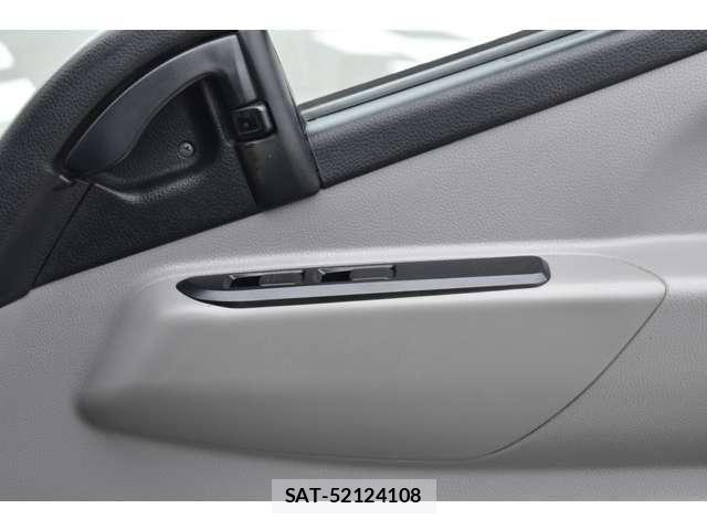 Mitsubishi CANTER 2017-12 8098393-9