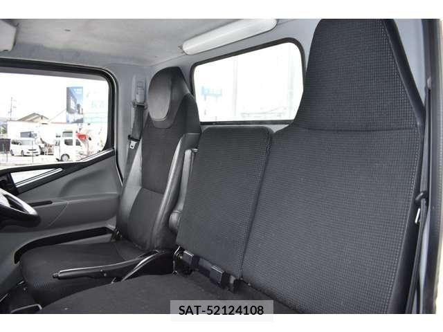 Mitsubishi CANTER 2017-12 8098393-13