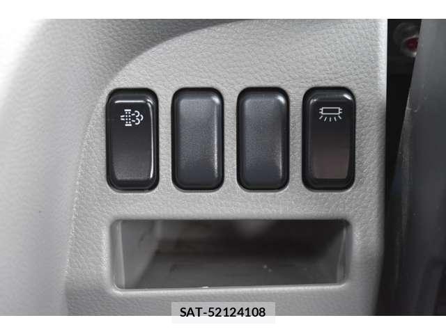 Mitsubishi CANTER 2017-12 8098393-18