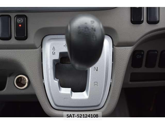 Mitsubishi CANTER 2017-12 8098393-2