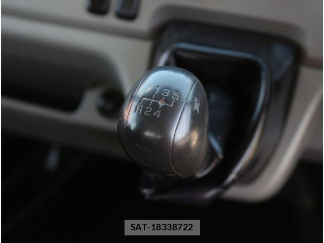 Mitsubishi CANTER 2019-07 8098394-25