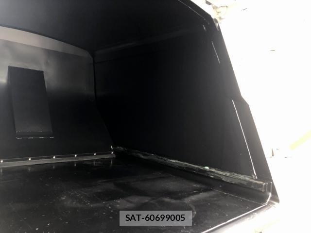 Mitsubishi CANTER 2026-03 8098389-17