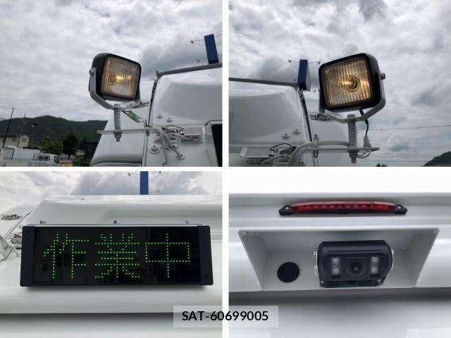Mitsubishi CANTER 2026-03 8098389-26