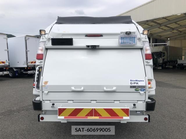 Mitsubishi CANTER 2026-03 8098389-5