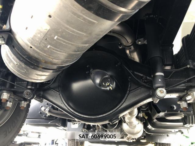Mitsubishi CANTER 2026-03 8098389-8