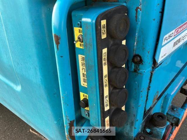 Mitsubishi CANTER 2018-03 8098396-23