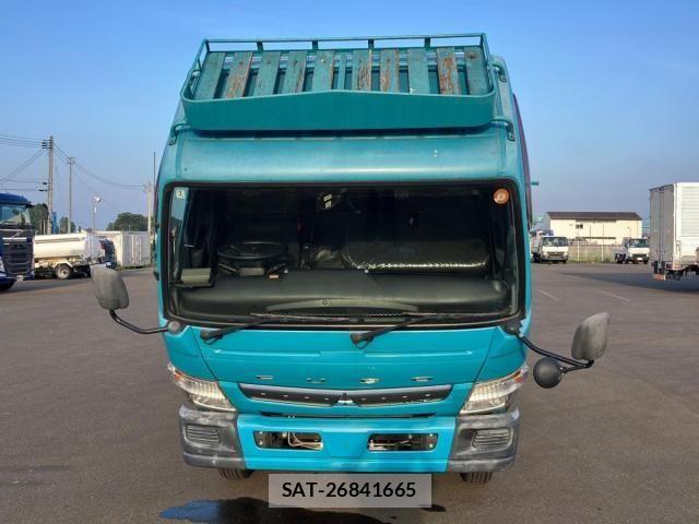 Mitsubishi CANTER 2018-03 8098396-24