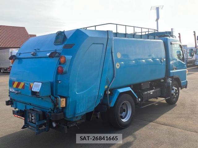 Mitsubishi CANTER 2018-03 8098396-2