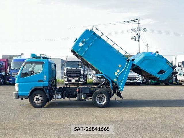 Mitsubishi CANTER 2018-03 8098396-4
