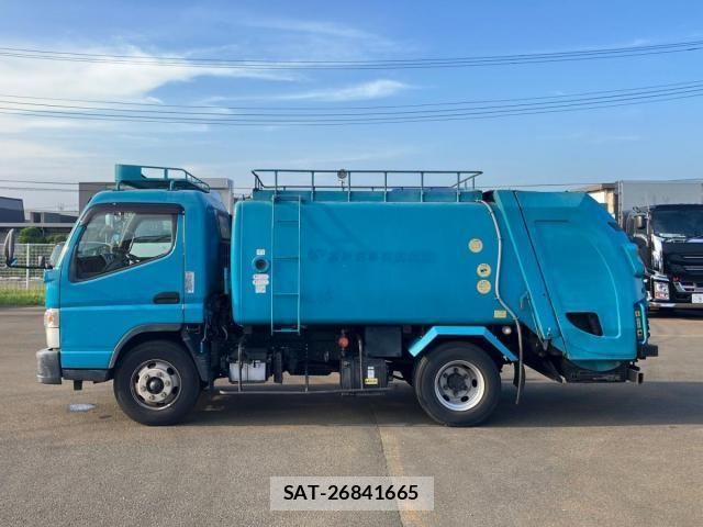 Mitsubishi CANTER 2018-03 8098396-6