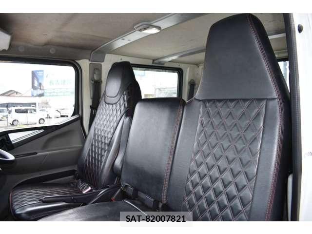 Mitsubishi CANTER 2017-01 8098397-13