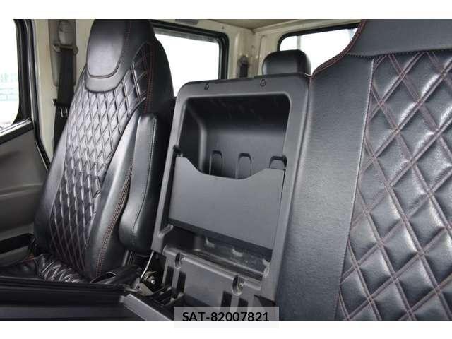 Mitsubishi CANTER 2017-01 8098397-14