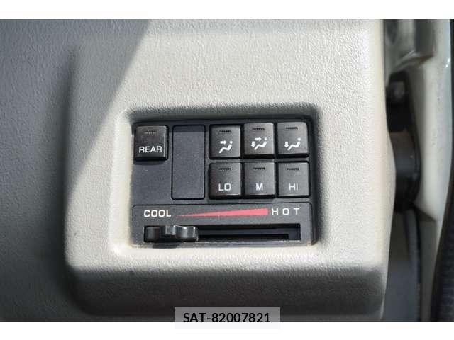 Mitsubishi CANTER 2017-01 8098397-29