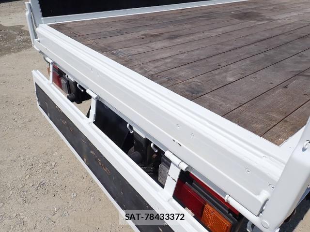 Mitsubishi CANTER 2023-06 8098391-9