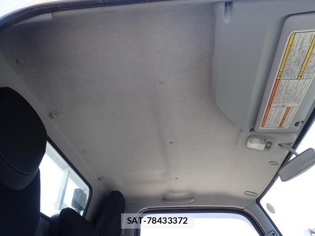 Mitsubishi CANTER 2023-06 8098391-12