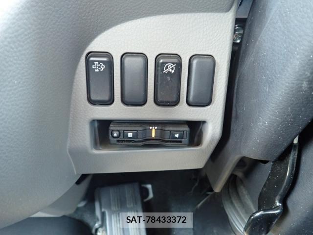 Mitsubishi CANTER 2023-06 8098391-16