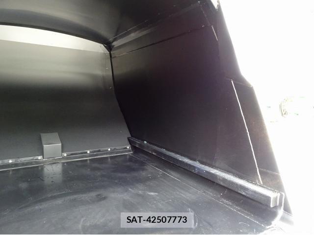 Mitsubishi CANTER 2026-03 8098390-16