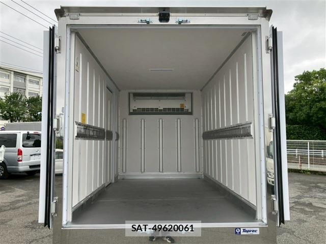 Mitsubishi CANTER 2026-07 8129296-12
