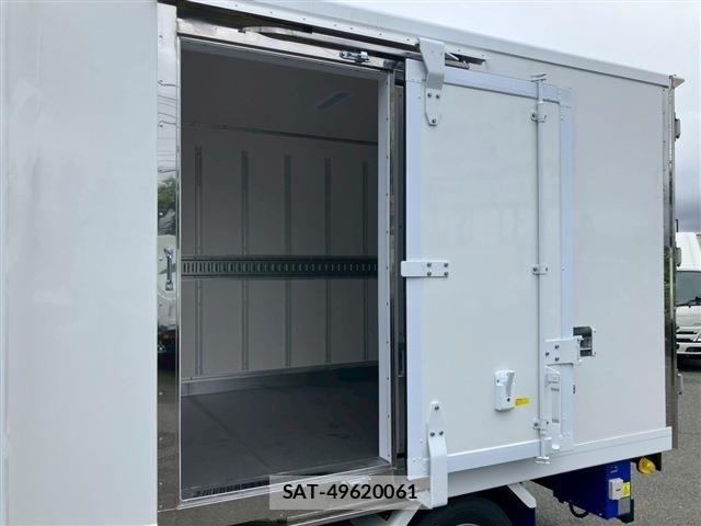 Mitsubishi CANTER 2026-07 8129296-19