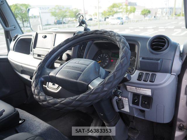 Mitsubishi CANTER 2012-08 8129300-1
