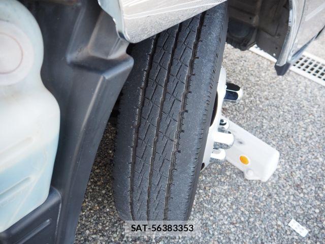 Mitsubishi CANTER 2012-08 8129300-28