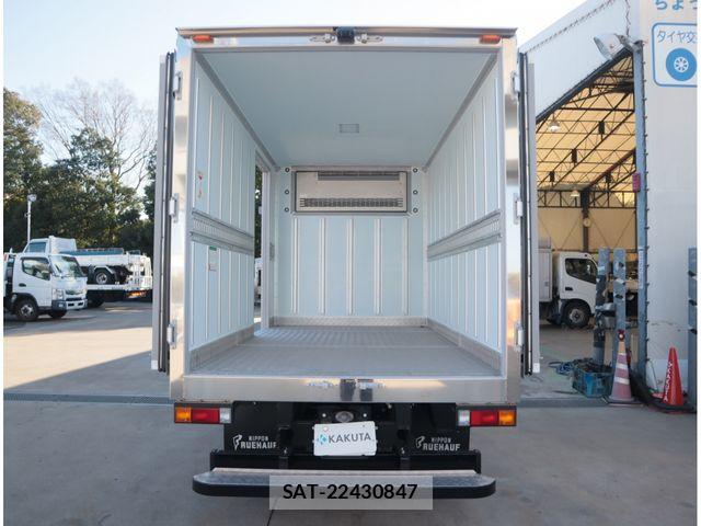 Mitsubishi CANTER 2025-07 8145551-6