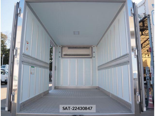 Mitsubishi CANTER 2025-07 8145551-7
