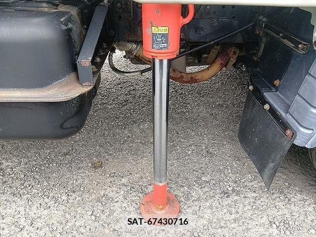 Mitsubishi CANTER 2004-03 8145557-8