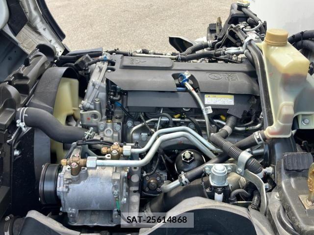 Mitsubishi CANTER 2025-02 8145552-13
