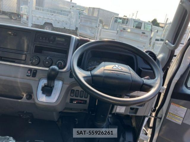 Mitsubishi CANTER 2018-05 8145556-23